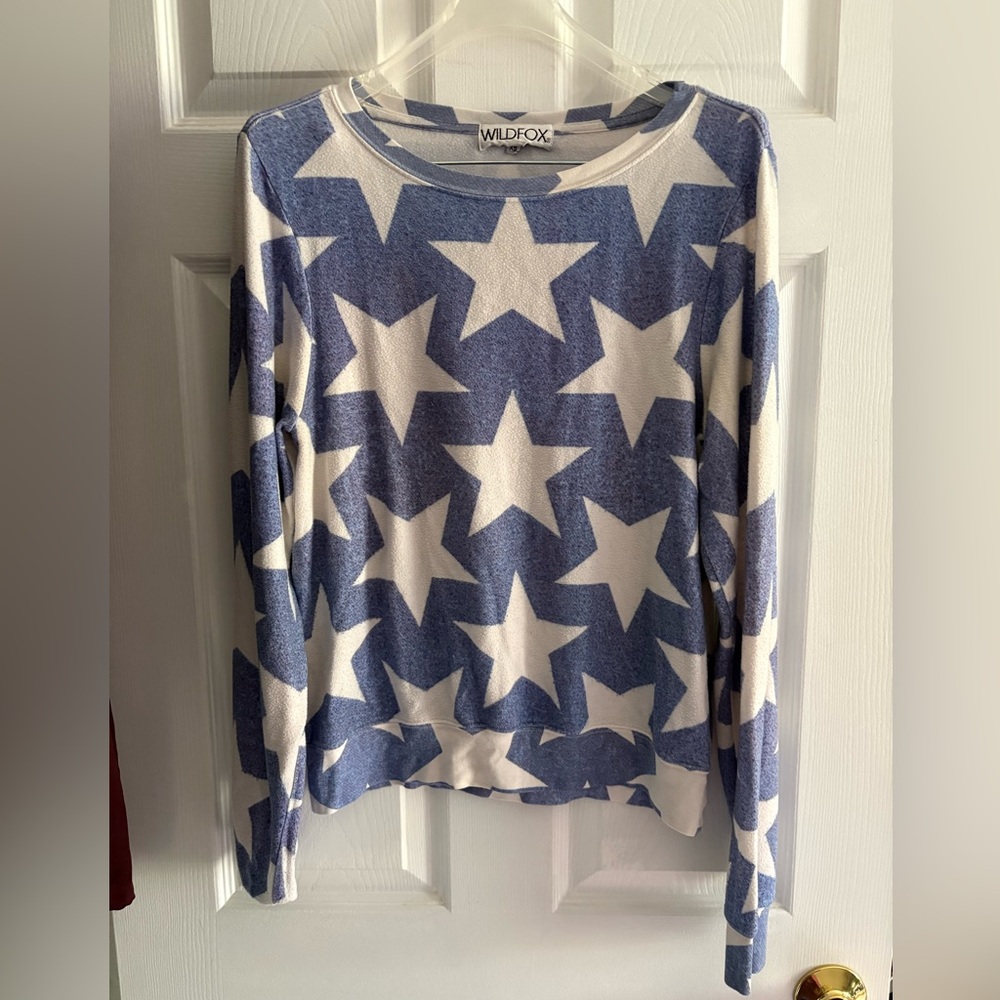 Wildfox Blue Star Print Sweater – Size XS - EVERYTHING MUST GO